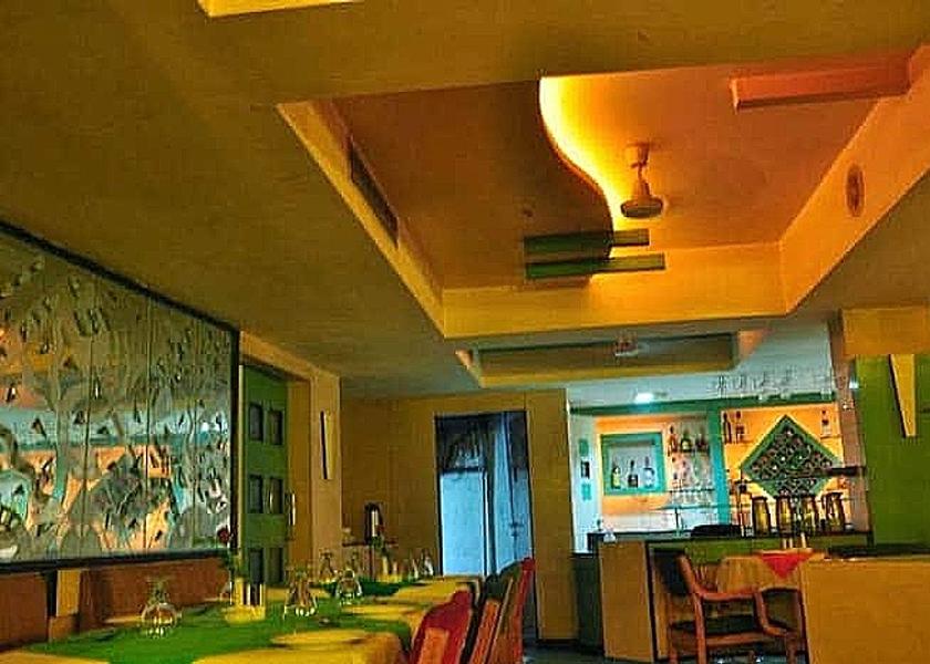 Madhya Pradesh Bhopal Food & Dining